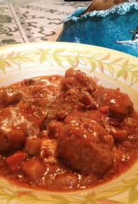 ミネストローネで煮込みハンバーグ