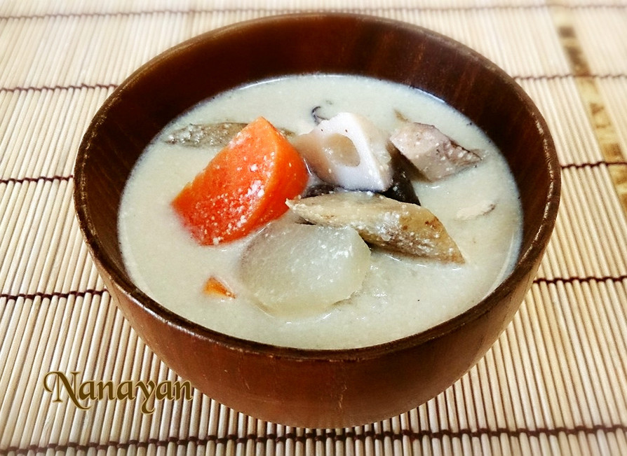 無塩料理☆根菜ときのこの生姜豆乳スープの画像