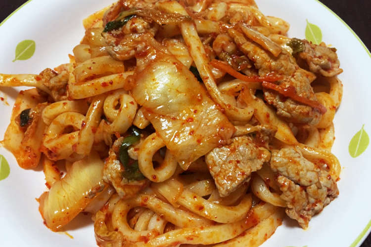ごま油香る豚キムチ焼きうどん レシピ 作り方 By のちめる クックパッド 簡単おいしいみんなのレシピが352万品