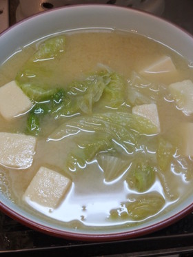 レタスと高野豆腐のみそ汁⇒ダイエットにも