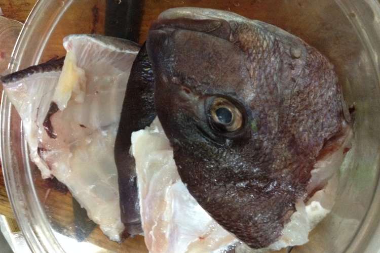 魚アラの下処理 霜降り から出汁とり レシピ 作り方 By 空色きりん クックパッド 簡単おいしいみんなのレシピが356万品