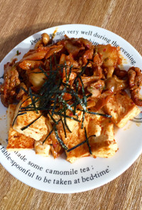 釜山で食べた味！豆腐と豚キムチ!