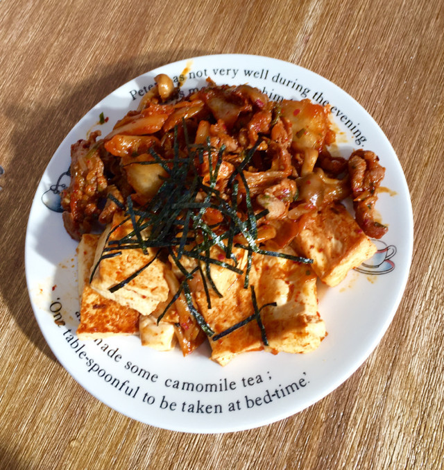 釜山で食べた味！豆腐と豚キムチ!の画像