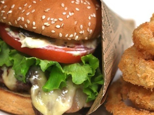 ハンバーガーの包み紙の作り方 レシピ 作り方 By クッキングsパパ クックパッド 簡単おいしいみんなのレシピが355万品