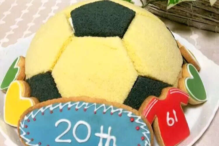 サッカーボール型ドームケーキ レシピ 作り方 By ピポポタマス クックパッド