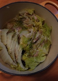 ル・クルーゼで白菜と豚肉のミルフィーユ煮