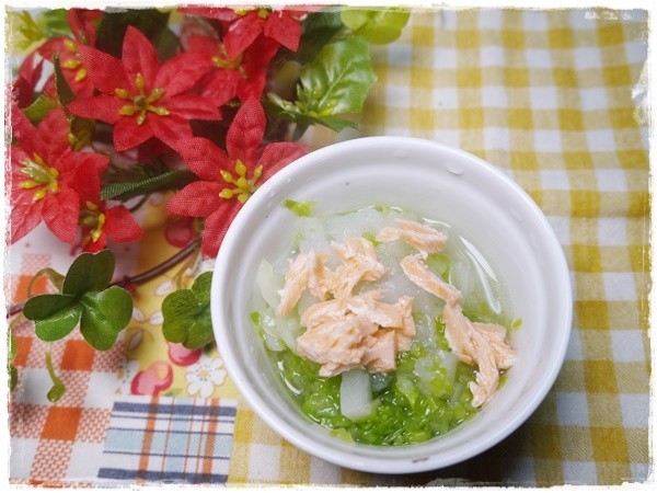 離乳食後期　鮭とかぶと白菜の煮物の画像