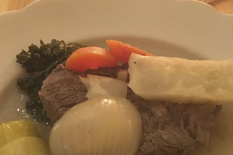 ターフェルシュピッツ 牛肉の煮込み料理 レシピ 作り方 By Roederer クックパッド 簡単おいしいみんなのレシピが363万品