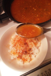 鮭中骨缶の汁でペスカトーレ風変身スープ☆