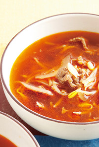 牛肉のピリ辛スープ