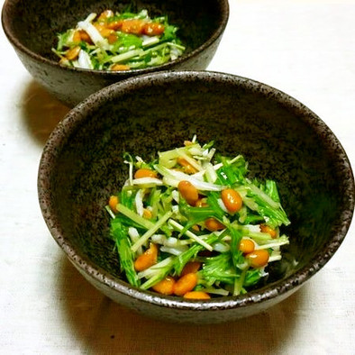 簡単☆水菜とシラスの納豆あえ♪の写真