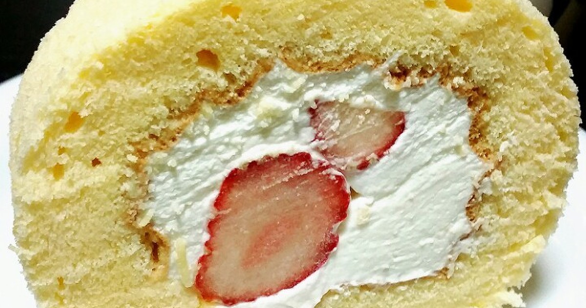 誕生日に苺のふわふわシフォンロールケーキ by juri☆juri 【クックパッド】 簡単おいしいみんなのレシピが351万品