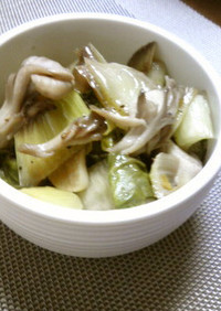 青梗菜とマイタケの炒め物