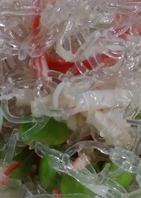 簡単時短☆枝豆カニカマ海藻麺サラダ梅風味