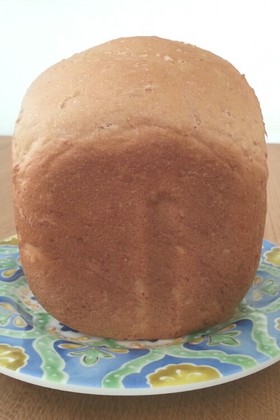 砂糖ナシ!黒豆の煮汁でHB食パン