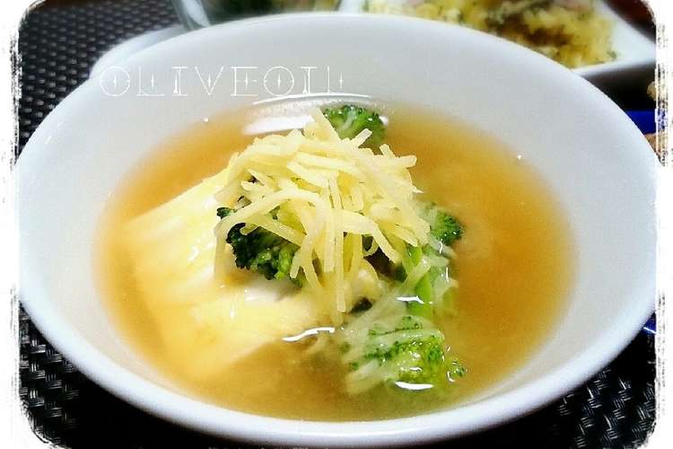 もう一品ほしい時 豆腐とチーズのお味噌汁 レシピ 作り方 By Olivecook クックパッド 簡単おいしいみんなのレシピが360万品