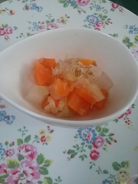 離乳食後期★コロコロ野菜のおかかあえ