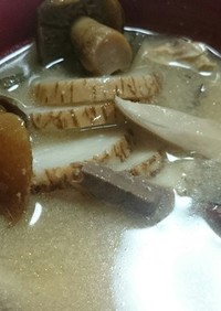 3種キノコと焼き鯖、里芋の田舎味噌汁＾＾