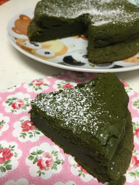 メレンゲ不要♡濃厚抹茶のガトーショコラ