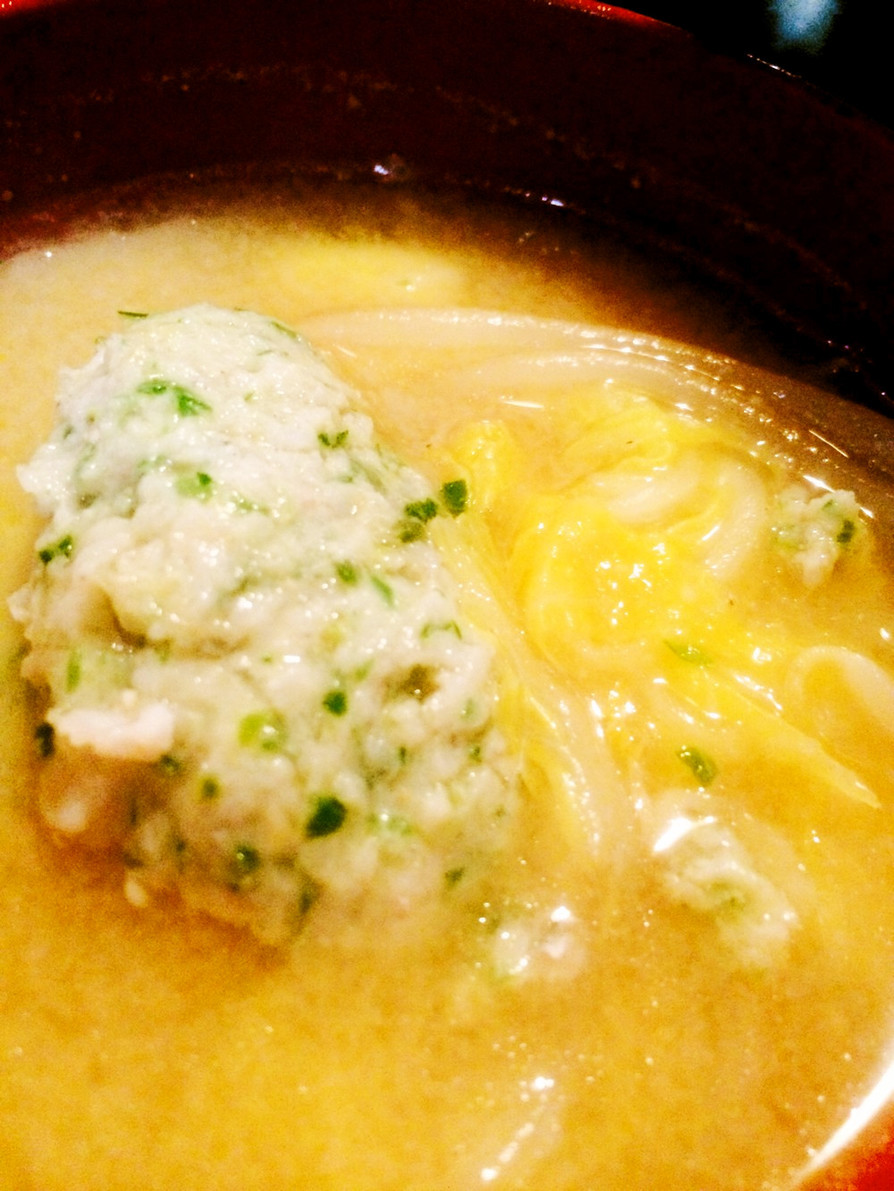 白菜とイシモチのつみれ味噌汁の画像