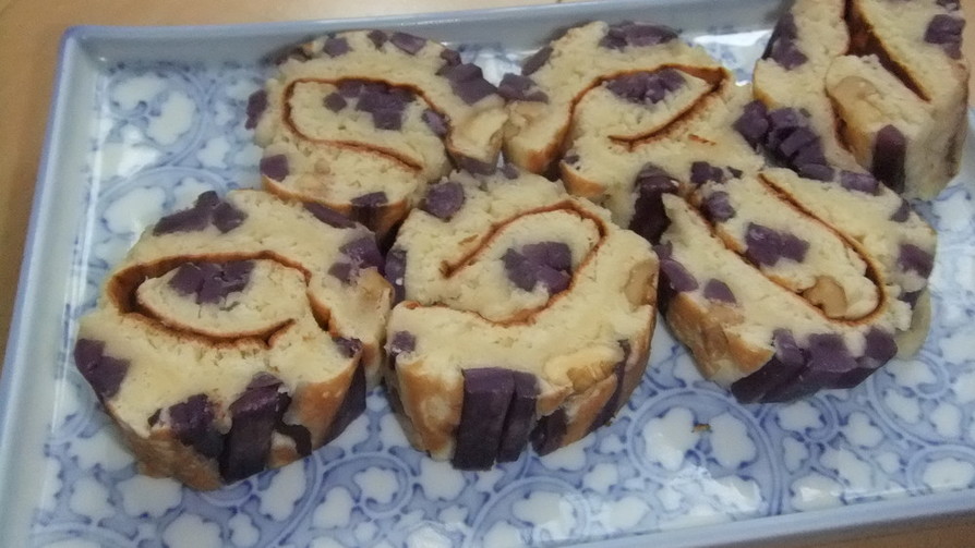 くるみと紫さつま芋のくるくるパンケーキの画像
