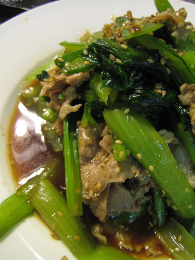 小松菜と豚バラ肉のにんにくソースの画像