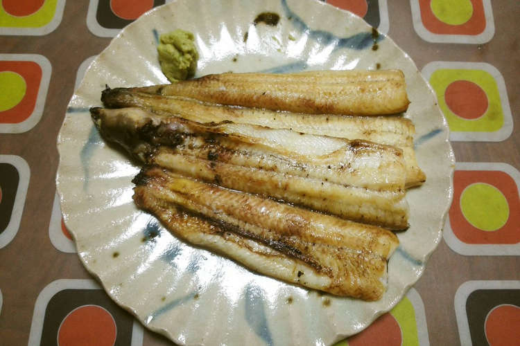 生うなぎで ふっくら焼き立て鰻の白焼き レシピ 作り方 By Mihotti33 クックパッド 簡単おいしいみんなのレシピが361万品