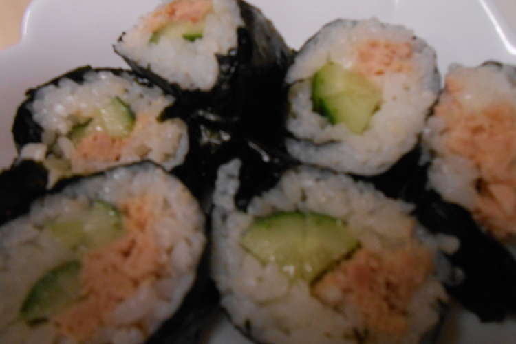 きゅうりとツナの巻き寿司 レシピ 作り方 By ハチドリ クックパッド 簡単おいしいみんなのレシピが351万品
