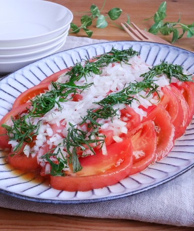 母の味、さっぱり美味しいトマトサラダの写真