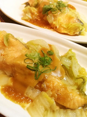 白菜と鮭だけ♪フライパンでちゃんちゃん風