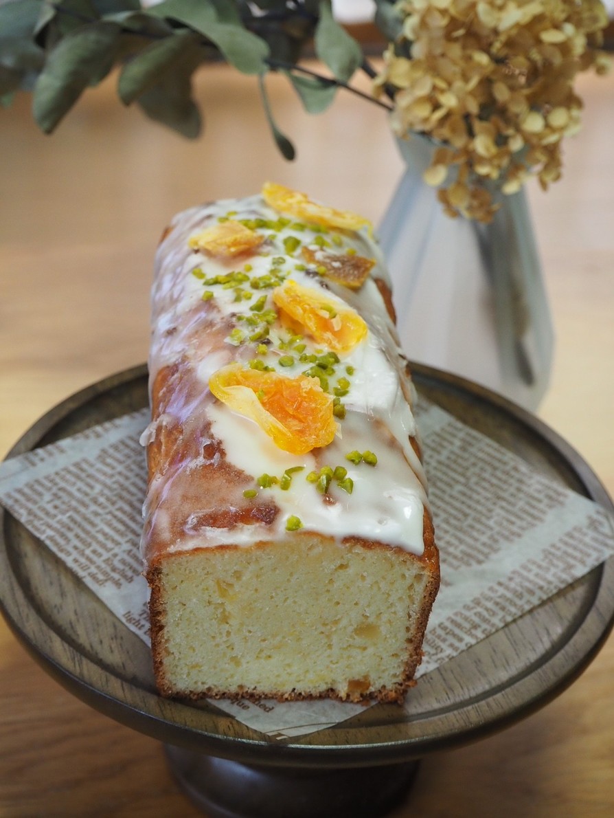 レモンのクリームチーズパウンドケーキの画像