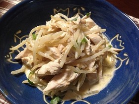 簡単おつまみ☆ささみとモヤシのわさび和え