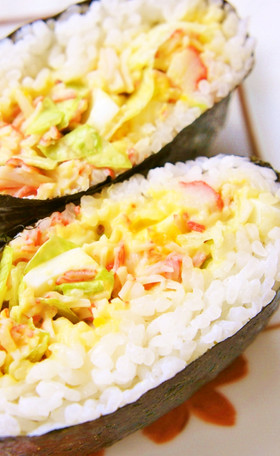 かに風味サラダと半熟玉子◆おにぎらず