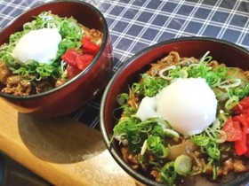みんなの大好きなカレーのまかない丼