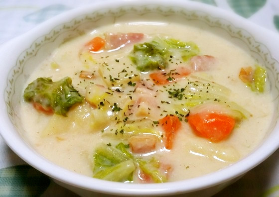 ◆豆乳ＤＥ白菜とベーコンのクリームスープの画像