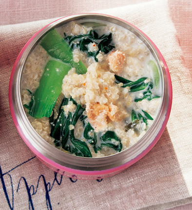 明太子とチンゲン菜の豆乳キヌアスープの写真