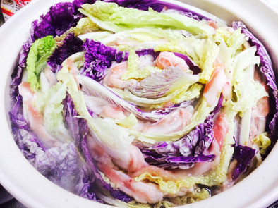 魅惑のバラの様な紫白菜ミルフィーユ鍋！の写真