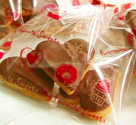バレンタインに♡ハート型のチョコクッキーの画像