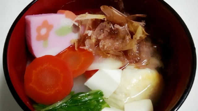 塩ブリが美味しい 我が家のお雑煮 レシピ 作り方 By よーっさん クックパッド 簡単おいしいみんなのレシピが361万品