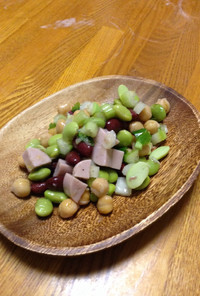 豆と魚肉ソーセージのデリ風サラダ