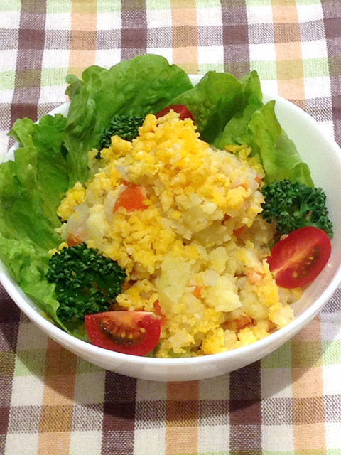オレガノ☆ふわふわ卵のミモザポテトサラダの画像
