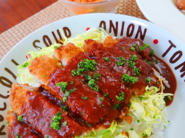洋食屋さんの味 デミカツ丼 ドミカツ丼 レシピ 作り方 By トーイまま クックパッド 簡単おいしいみんなのレシピが350万品