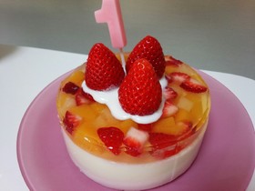 1歳の誕生日に ゼリーケーキ♡