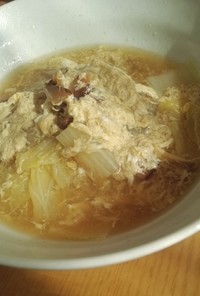 白菜とたまごの食べるスープ