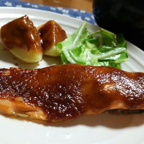 鮭の味噌マヨ焼き〈赤味噌バージョン〉