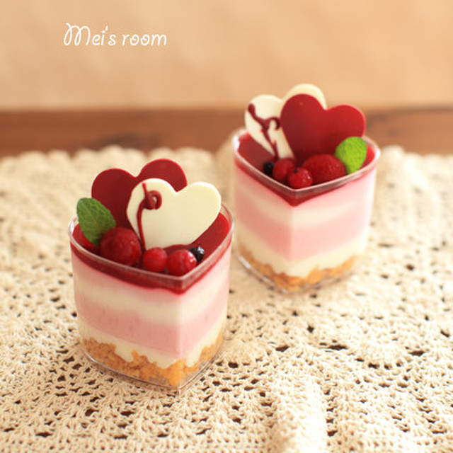 バレンタインも ピンク 白 カップケーキ レシピ 作り方 By みらめい クックパッド 簡単おいしいみんなのレシピが374万品