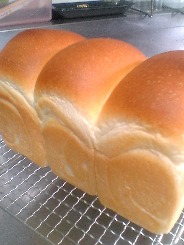 思わず自分褒め♪生クリーム食パン by SALASA 【クックパッド】 簡単おいしいみんなのレシピが357万品