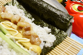 節分!ホルモンの恵方巻き♪