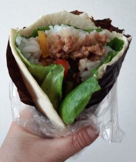 和風タコスの恵方トルティーヤ巻き