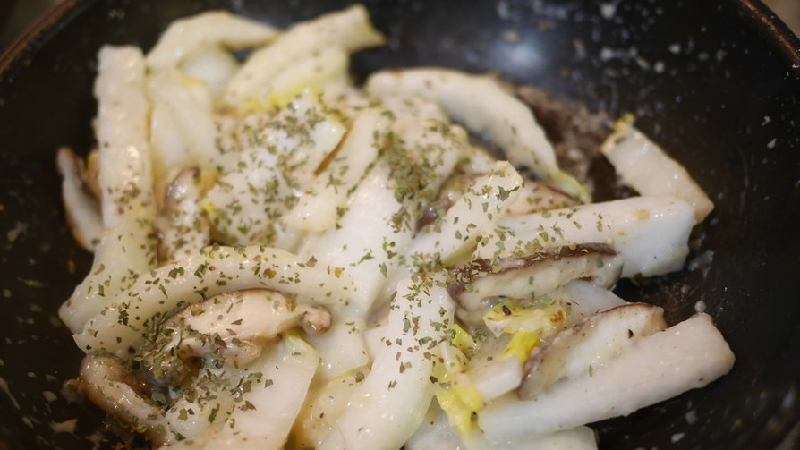 大根と白菜としいたけの簡単洋風クリーム煮の画像